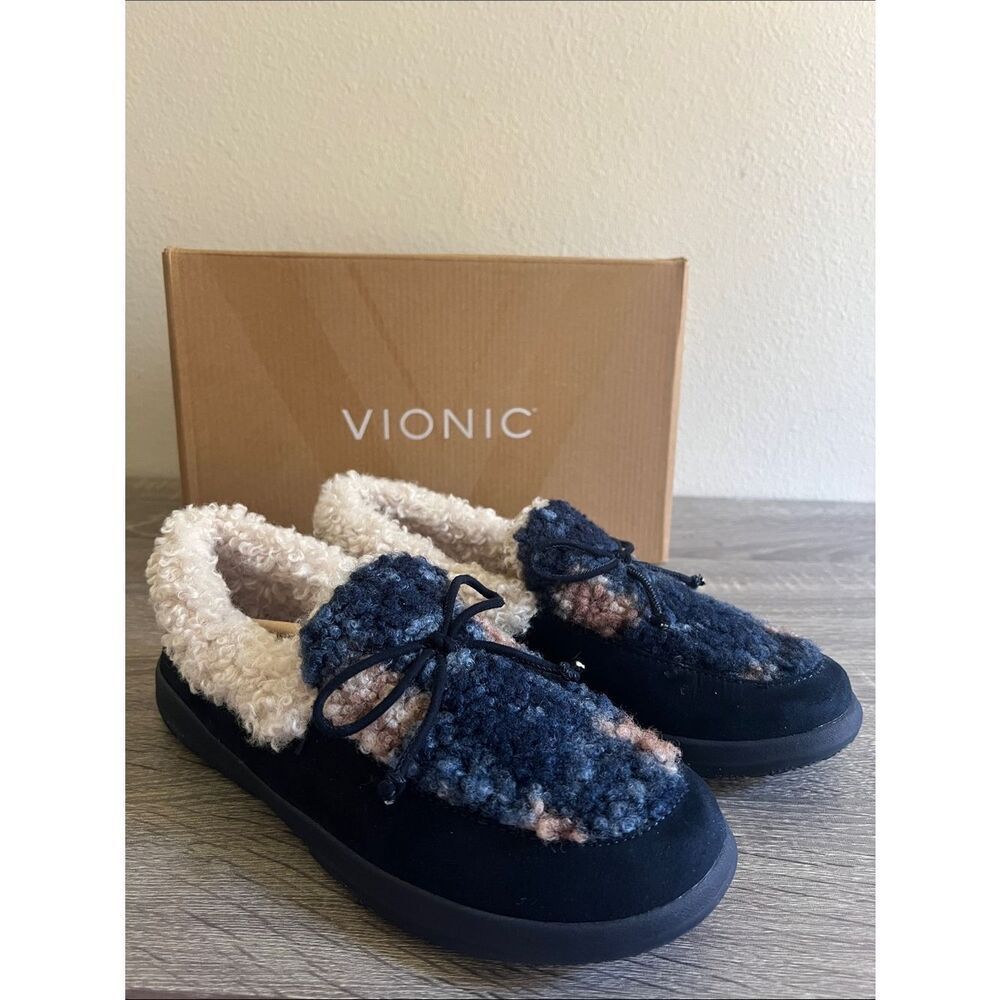 New Vionic Claribel Slippers Women’s 9 Boucle Sherpa Lined Indoor Outdoor Loafer